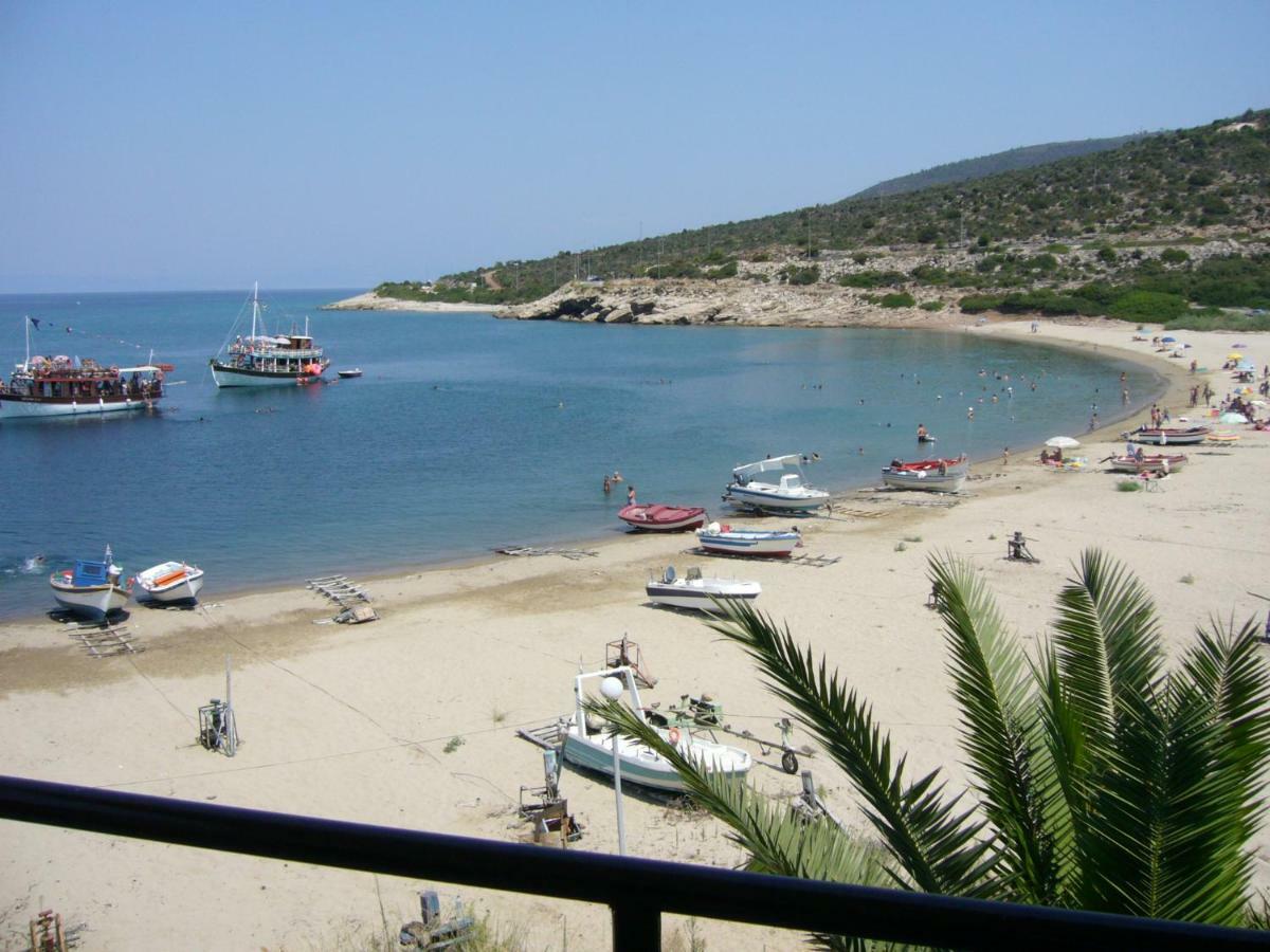 Maries Seaside