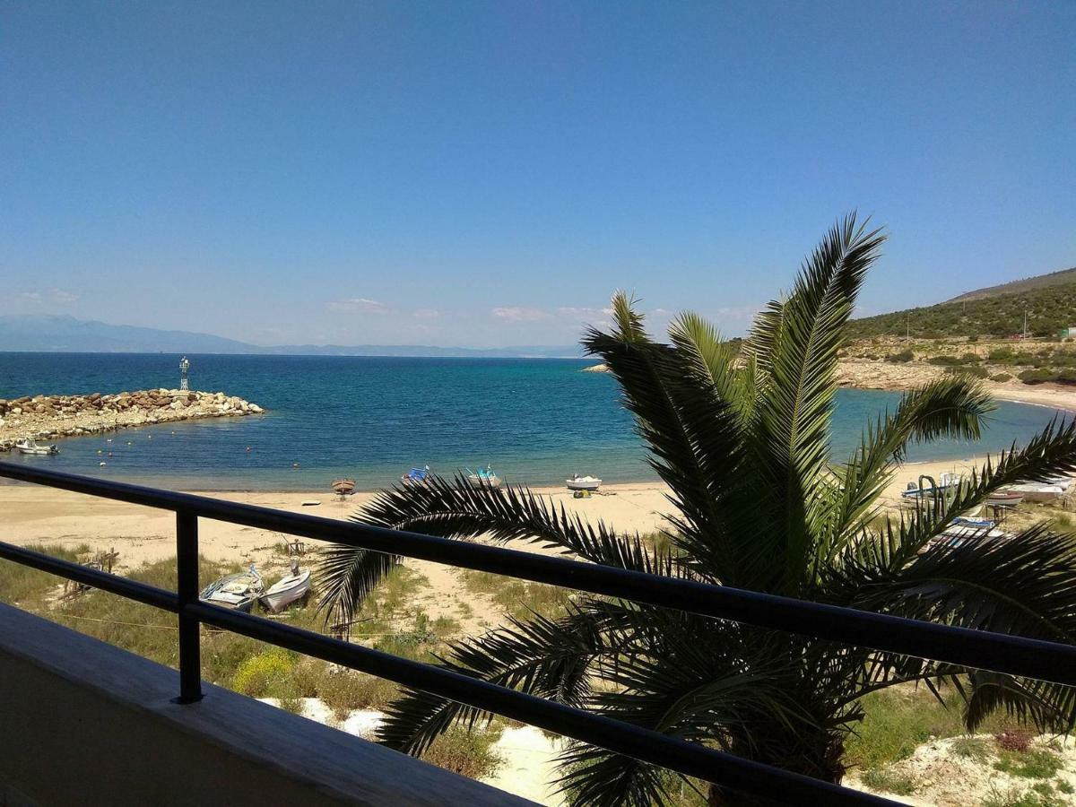 Maries Seaside